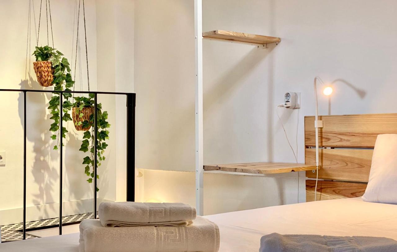 Charming Gran Via Attic Lejlighed Madrid Eksteriør billede