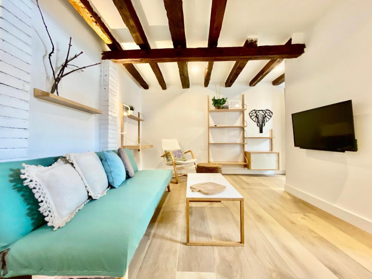 Charming Gran Via Attic Lejlighed Madrid Eksteriør billede